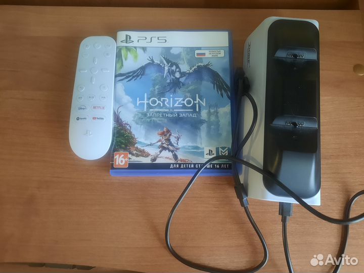 Продаю аксессуары для приставки Ps5