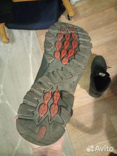 Зимние ботинки