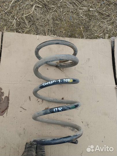 Передняя пружина Hyundai Tucson (04-11)