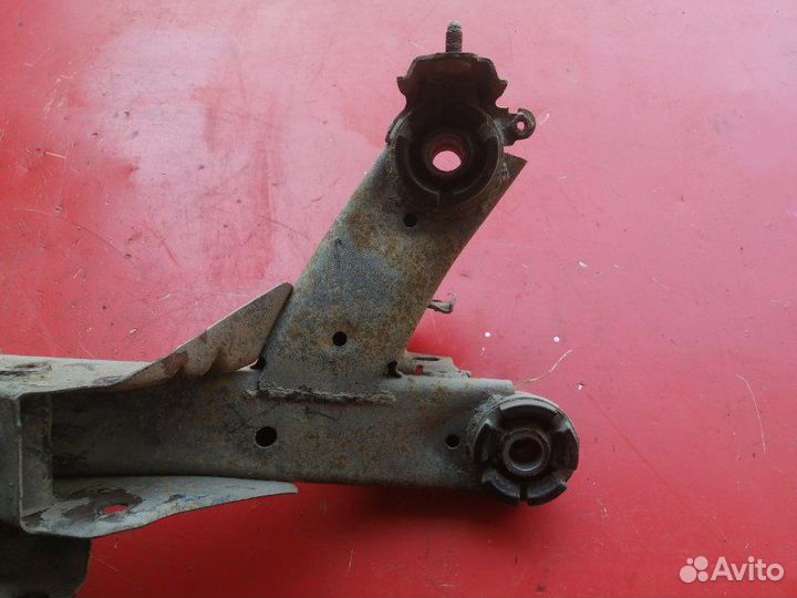 Балка подвески задняя Toyota Avensis Т250