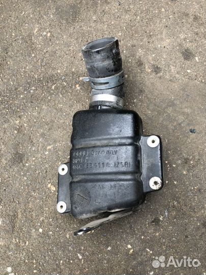 Резонатор воздушного фильтра VAG 06C133911B