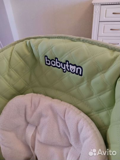 Детский стульчик для кормления