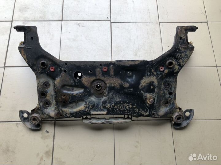 Подрамник передний задний Ford Focus 3 хэтчбек