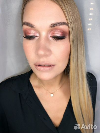 Визажист- Бровист