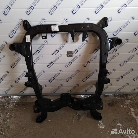 Траверса двигателя Опель Астра Н Astra (Hовый)