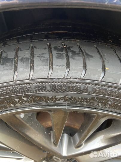 Winrun R330 235/40 R18