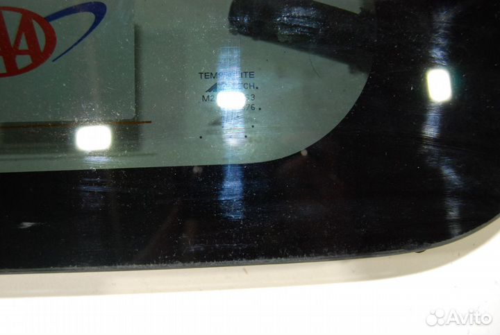 Стекло заднее левое Nissan Armada TA60 5.6 2005