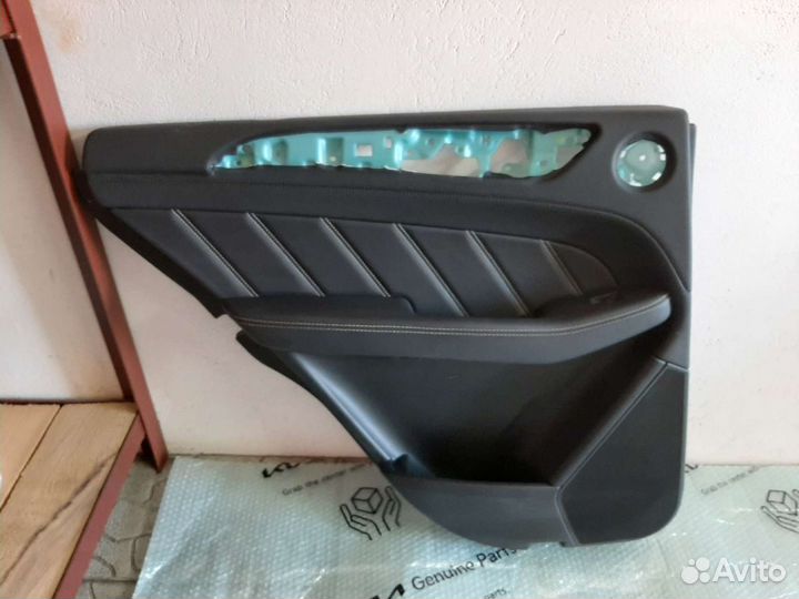 Обшивка двери задняя левая Mercedes GLE-coupe