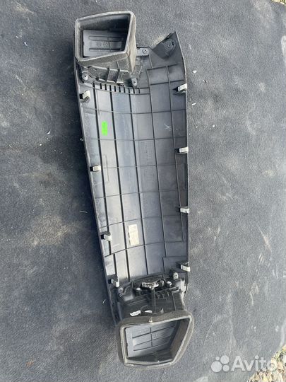 Накладка торпеды пассажира kia sportage 3