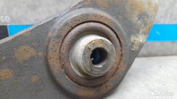 Рычаг подвески передний левый Peugeot 206 1.4 2007