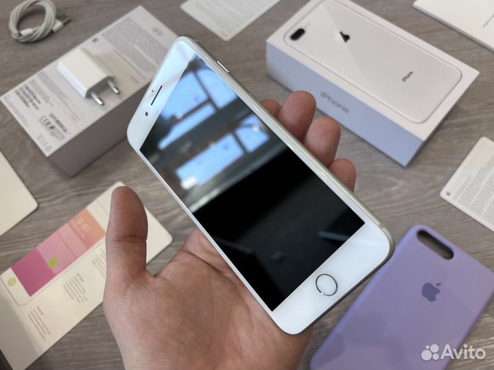 iPhone 8 Plus, 64 ГБ