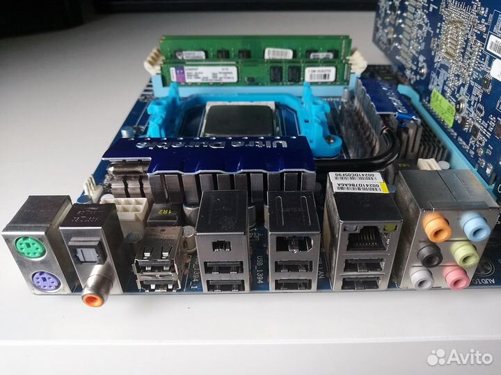 Мат. плата с процессором, памятью, видеокартой