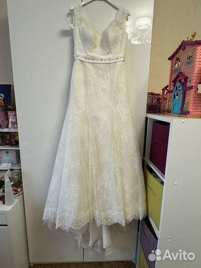 Свадебное платье 44 46 бу