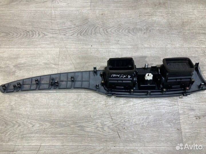 Накладка торпедо Mitsubishi Lancer 9 седан 4G18