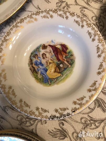 Набор тарелок «Мадонна»