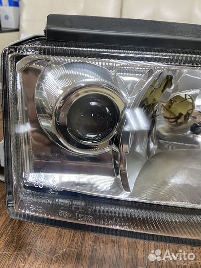 Фара правая Skoda Octavia A4 Tour дорестайлинг