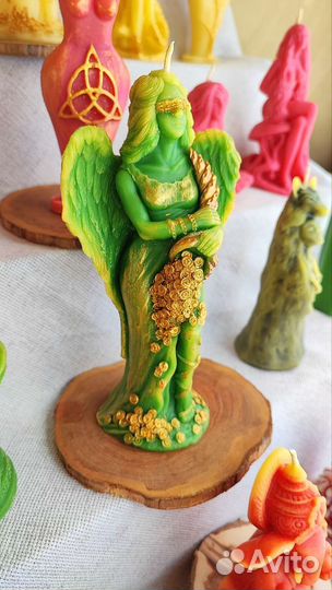 Свеча Фортуна и другие свечи из пчелиного воска