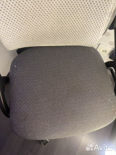 Компьютерный стул белый бу