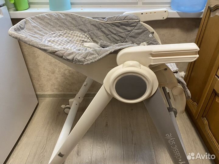 Детский стульчик для кормления