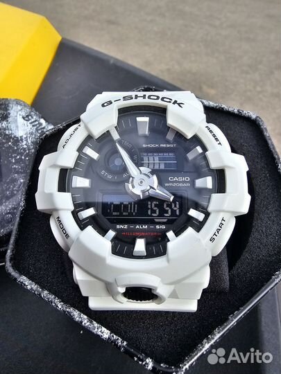 Casio g-shock GA-700-7ADR