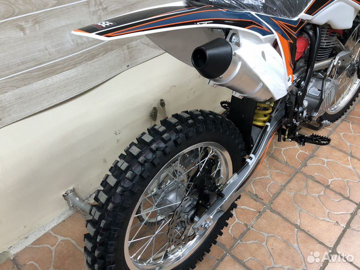Мотоцикл BSE Z2 250