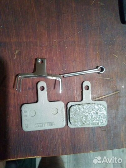 Велозапчасти и аксессуары