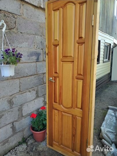 Двери межкомнатные деревянные