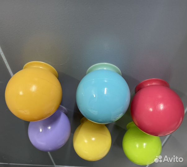 Шарики на присосках для игры в ванной