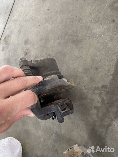 Суппорт, кулак поворотный(ступица)