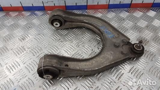 Рычаг передний верхний правый mercedes benz CLS C2