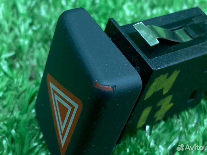 Кнопка аварийной остановки Audi A4 B7 4543