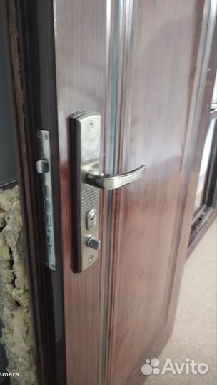 Дверь входная металлическая