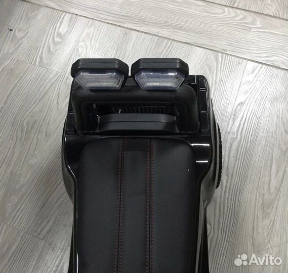 Машинка каталка толокар