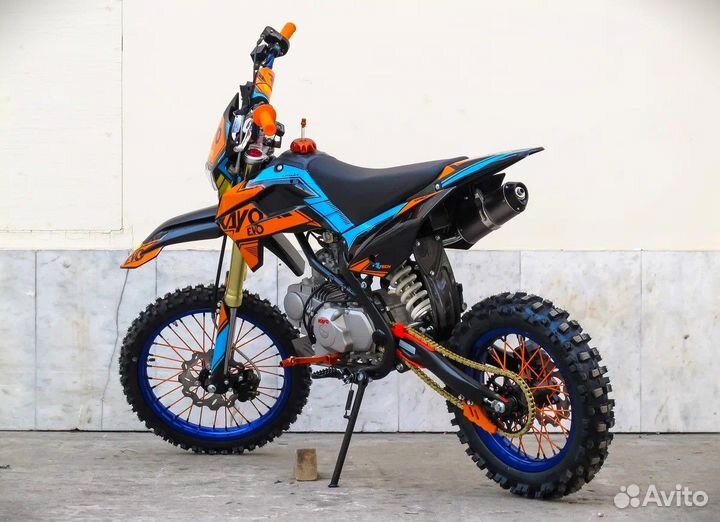 Мотоцикл kayo evolution YX140EM pitbike