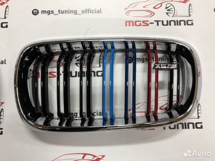 Решетка в BMW Х5 f15 в стиле Х5 М хром + триколор