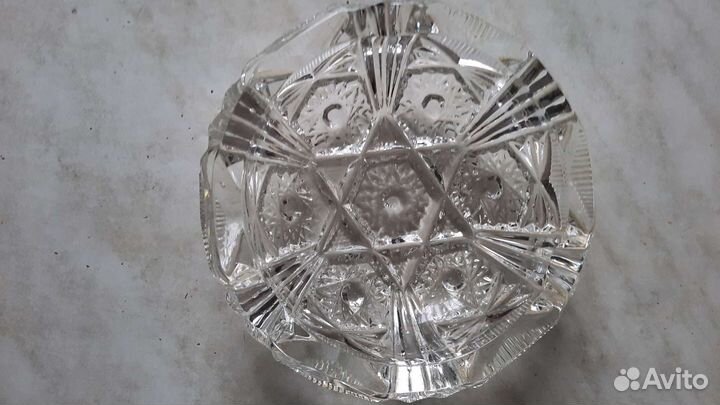 Хрустальная пепельница