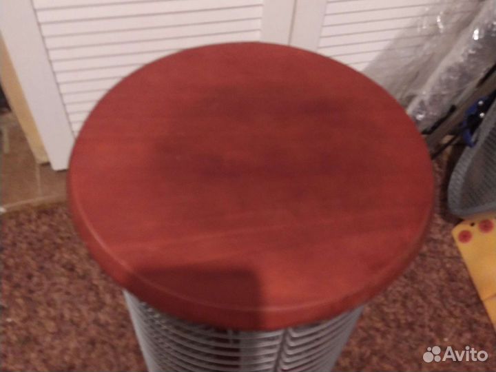 Подставка для дисков