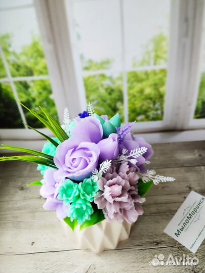 Букет из мыла ручной работы в кашпо