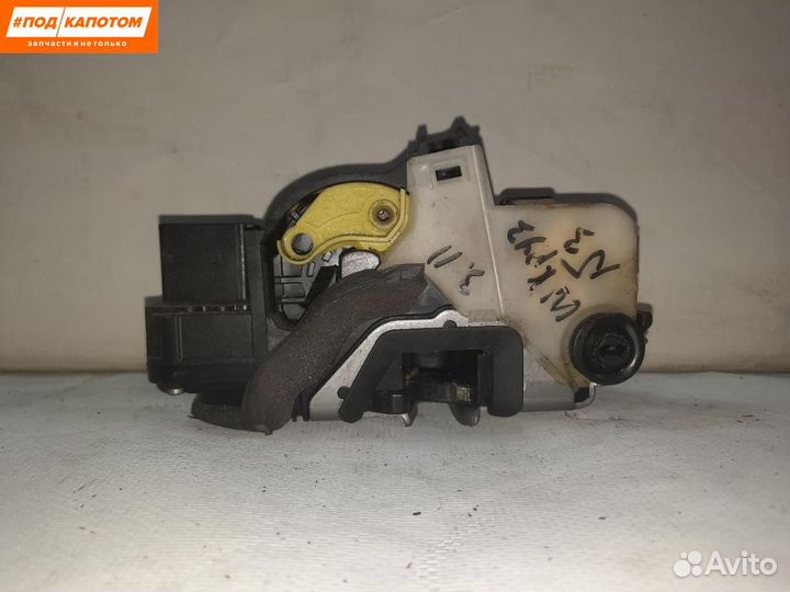 Замок двери задней левой Chevrolet Cruze 13579555