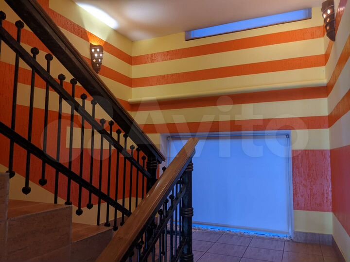 Гостиница, 1964 м²