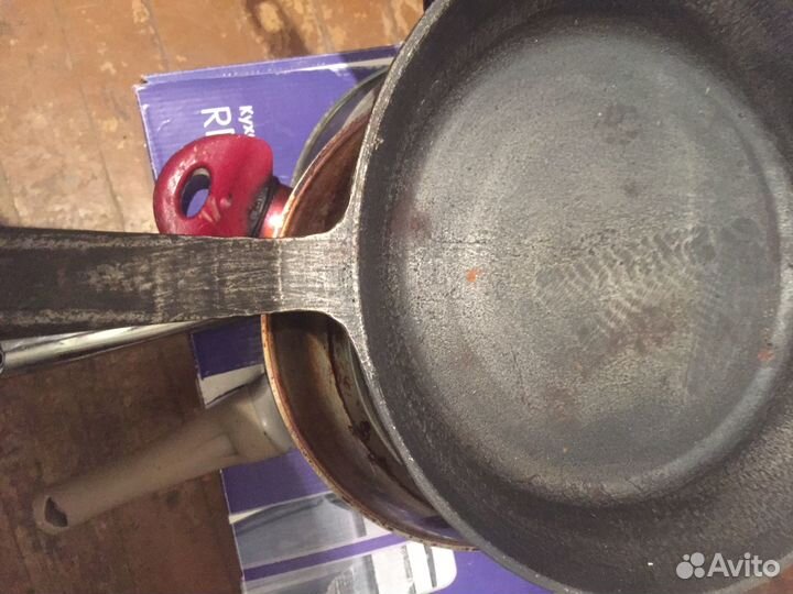 Сковородки кастрюли бу