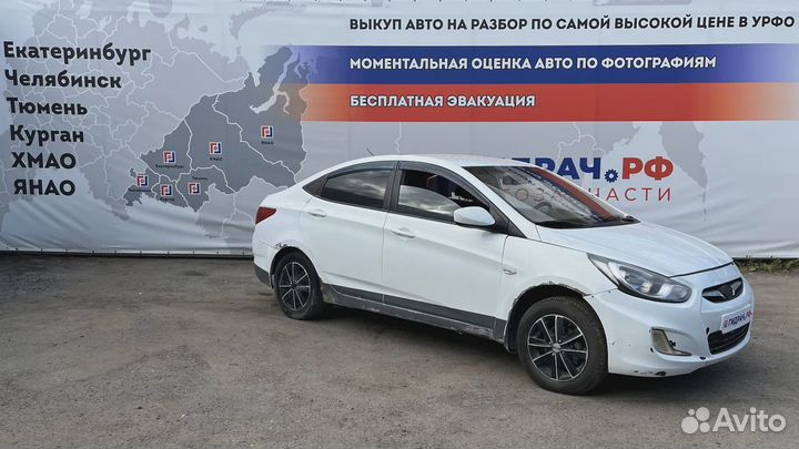 Консоль центральная Hyundai Solaris (RB) 846114L10