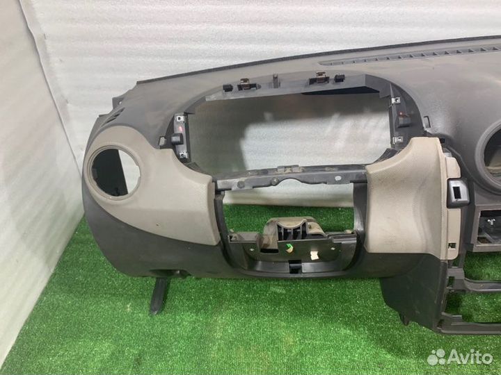 Торпеда Renault Logan седан 1.6 K7MC697 (84 Л.С.)