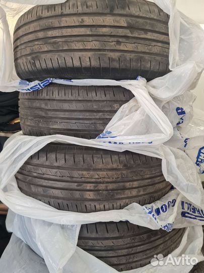 Yokohama Advan S.4 215/65 R17