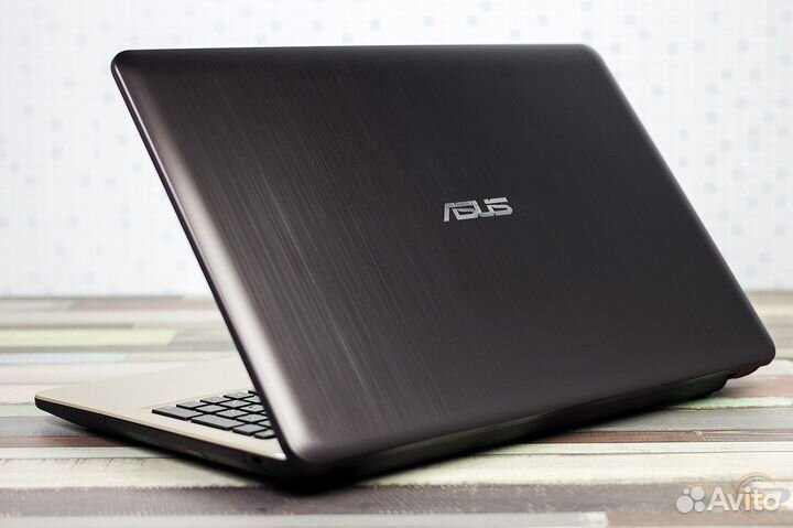 Игровой Asus FHD/4 ядра/i3/4Gb/GF MX110-2Gb/500Gb