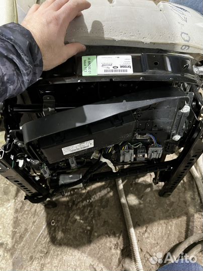 Сиденье Рендж Ровер Эвок на запчасти