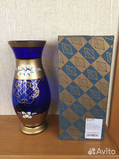 Вазы винтаж(гутное стекло,фаянс,смальта Богемия)