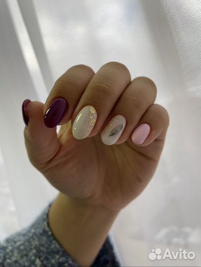 Маникюр и педикюр