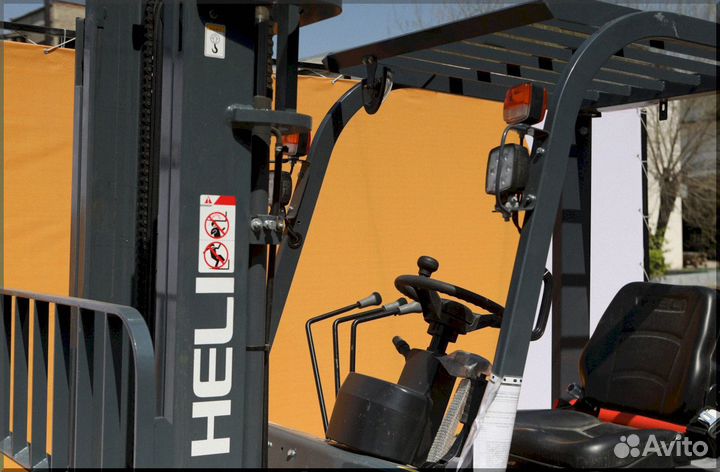 Вилочный погрузчик Heli CPCD15, 2023