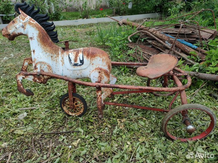 Немецкая лошадка каталка